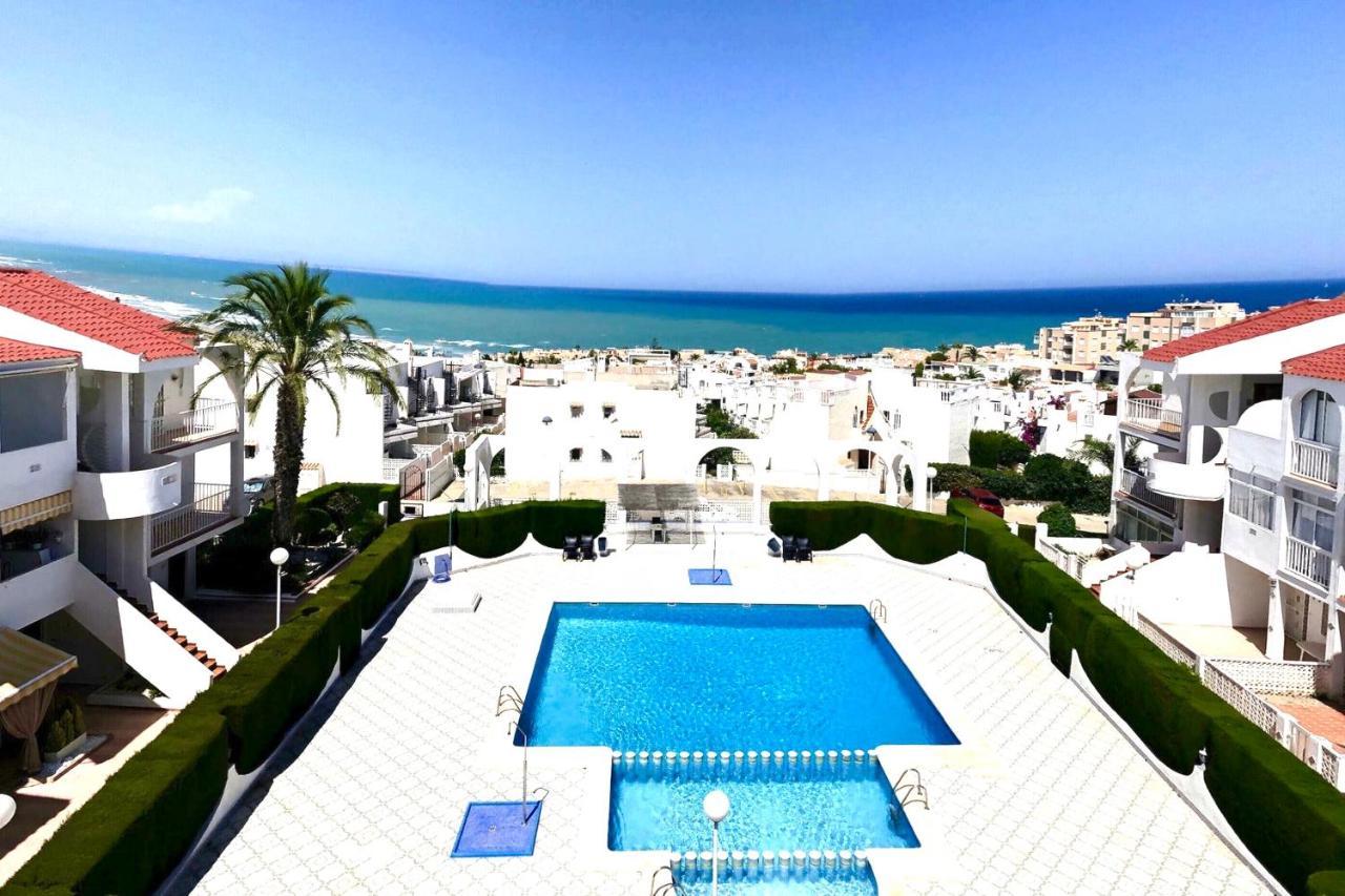 Apartment With Pool, Sea Views & Balcony Less Than 10Min Walk To La Mata Beach! Torrevieja Exteriör bild